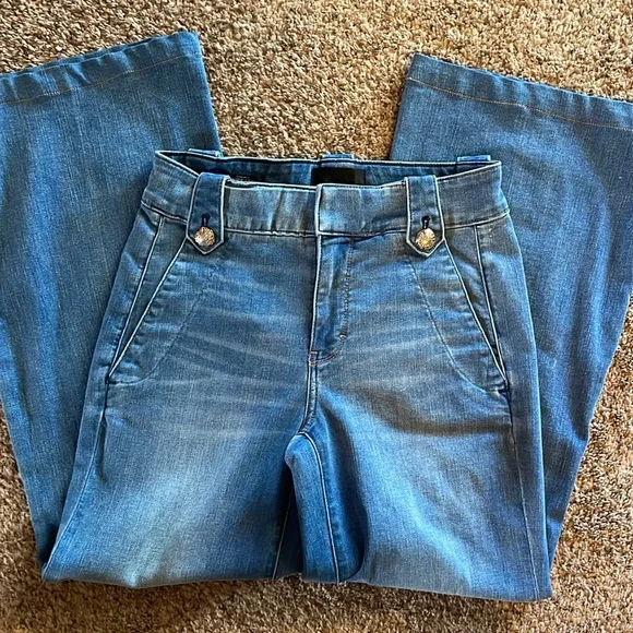 White House black market wide leg jeans - Picture 2 of 3